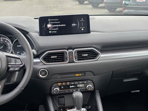 New 2025 MAZDA CX-5 AWD 2.5 S w/ Preferred Package image 3