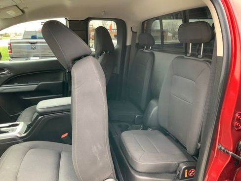 Used 2020 Chevrolet Colorado LT w/ LT Convenience Package image 19