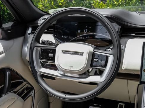 New 2026 Land Rover Range Rover Long Wheelbase SE AWD/4WD image 21