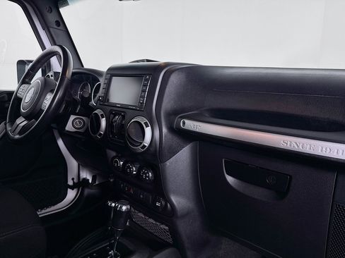 Used 2017 Jeep Wrangler Unlimited Sahara w/ Dual Top Group image 43