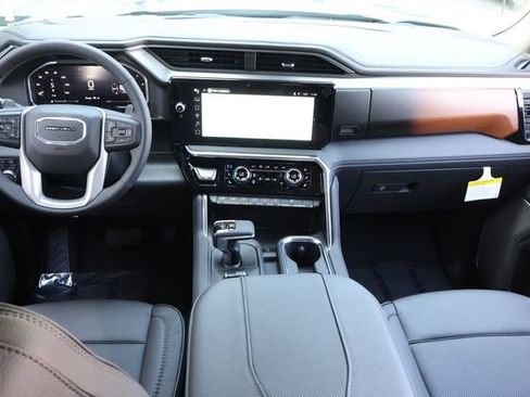 New 2026 GMC Sierra 1500 Denali w/ Technology Package RWD image 17