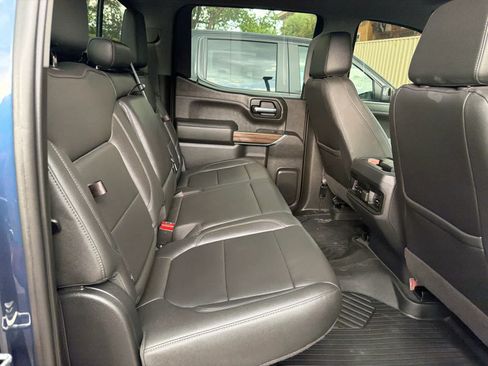 Used 2021 Chevrolet Silverado 1500 LT Trail Boss w/ LT Trail Boss Premium Package AWD/4WD image 18