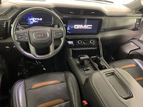 Used 2022 GMC Sierra 1500 AT4 image 6