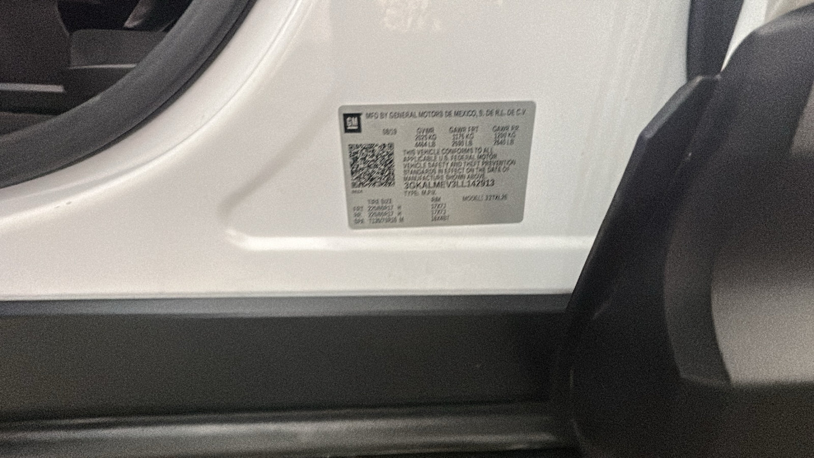 Used 2020 GMC Terrain SLE FWD image 34