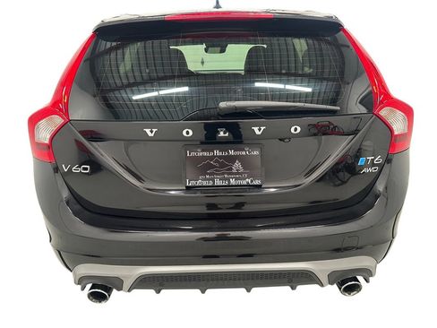 Used 2018 Volvo V60 T6 R-Design Platinum AWD/4WD image 6