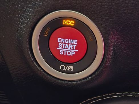 Used 2019 Dodge Challenger SRT Hellcat Redeye RWD image 15