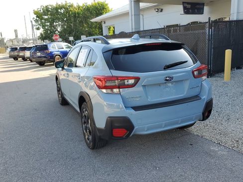 Used 2022 Subaru Crosstrek 2.5i Limited w/ Moonroof Package 2 AWD/4WD image 3