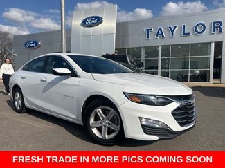 Used 2022 Chevrolet Malibu LT video 1