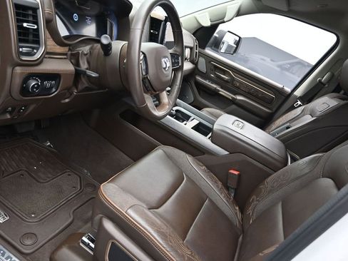 Used 2025 RAM 1500 Limited AWD/4WD image 20