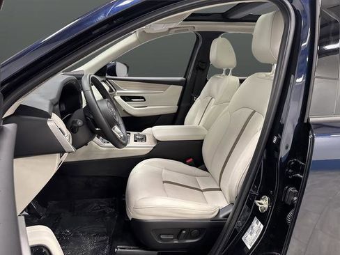 Used 2024 MAZDA CX-90 Plug-In Hybrid w/ Premium Plus image 4