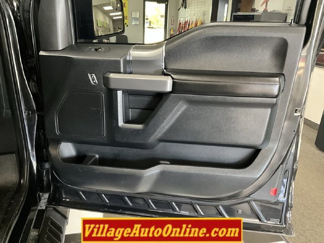Used 2015 Ford F150 XLT w/ Equipment Group 302A Luxury AWD/4WD image 35