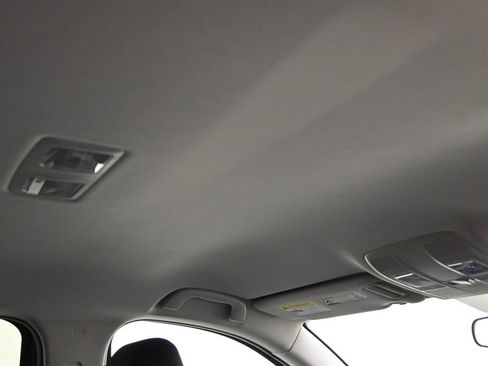 Used 2025 MAZDA CX-5 AWD 2.5 S w/ Select Package image 17