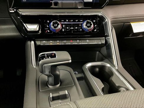 New 2026 GMC Sierra 1500 Denali w/ Denali Reserve Package AWD/4WD image 7