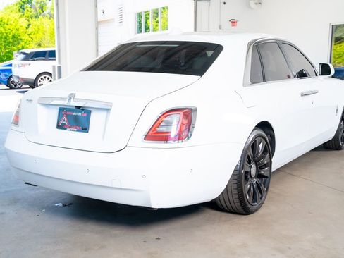 Used 2022 Rolls-Royce Ghost image 6