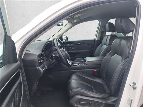 Used 2023 Honda Pilot EX-L image 9