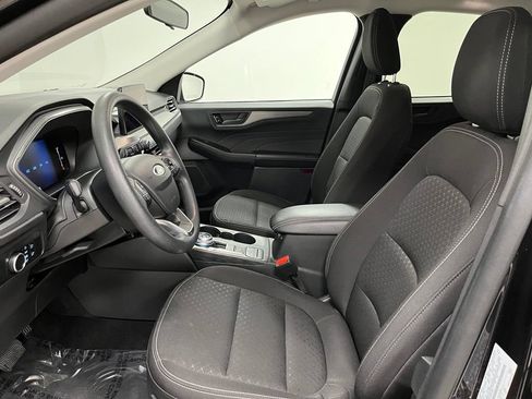 Used 2025 Ford Escape Active AWD/4WD image 16