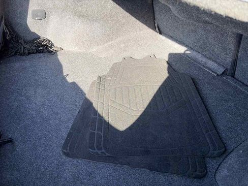 Used 2014 Chrysler 300 S RWD image 20