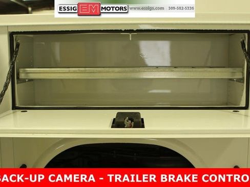 New 2024 RAM 2500 Tradesman w/ Chrome Appearance Group image 44