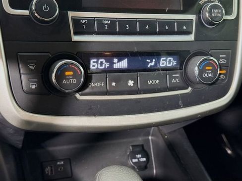 Used 2017 Nissan Altima 2.5 SV image 15
