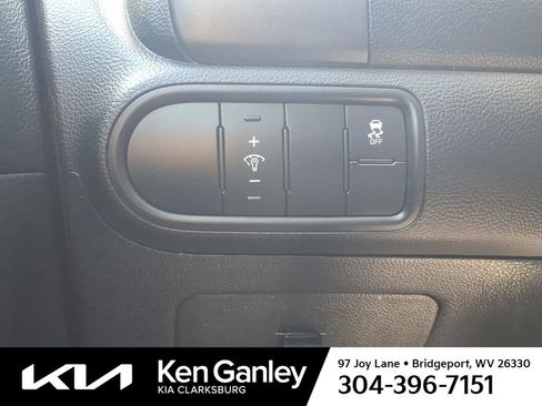 Used 2017 Kia Forte LX FWD image 21