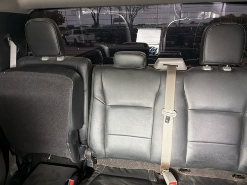 Used 2019 Ford F250 XLT w/ XLT Premium Package image 6