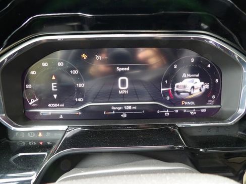 Used 2025 GMC Sierra 1500 SLT image 17