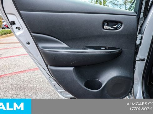 Used 2015 Nissan Leaf SL w/ Premium Package FWD image 44
