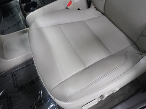 Used 2019 Toyota Sienna XLE FWD image 12