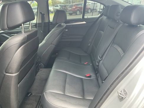 Used 2014 BMW 535i xDrive Sedan AWD/4WD image 24