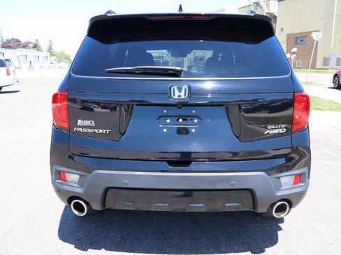 Used 2022 Honda Passport Elite image 10