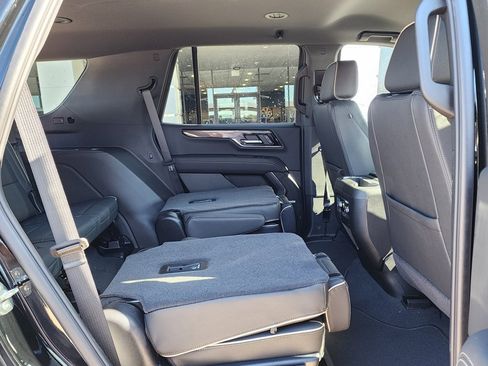 New 2026 GMC Yukon Elevation image 48