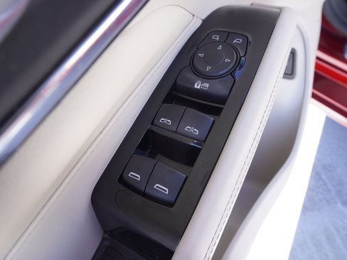 Certified 2023 Cadillac CT4 Luxury w/ Sun And Sound Package image 16