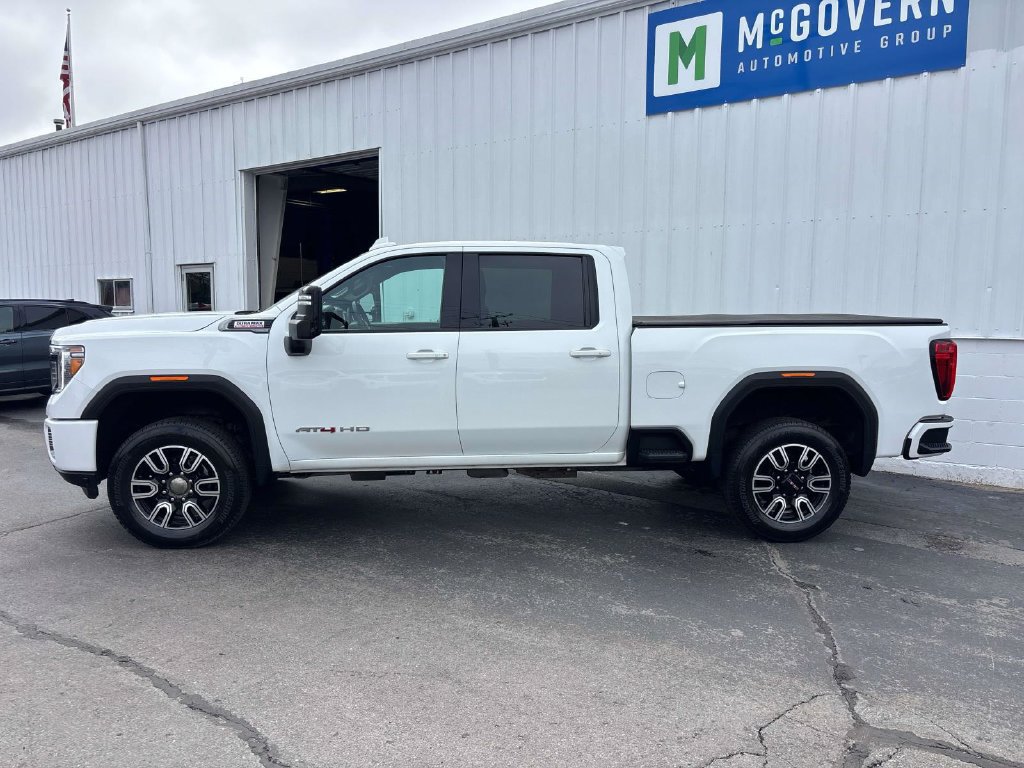 Used 2023 GMC Sierra 2500 AT4 AWD/4WD image 4