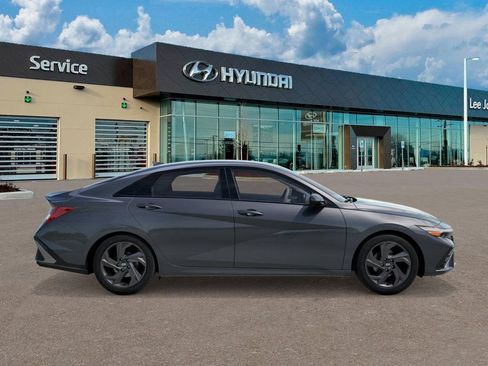 New 2026 Hyundai Elantra Sport FWD image 7