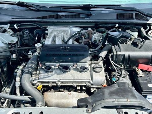 Used 2002 Toyota Camry LE FWD image 13