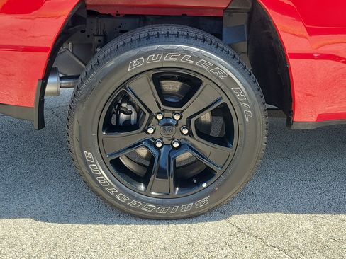 Used 2024 RAM 1500 Big Horn RWD image 5
