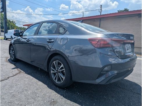 Used 2024 Kia Forte LXS FWD image 5