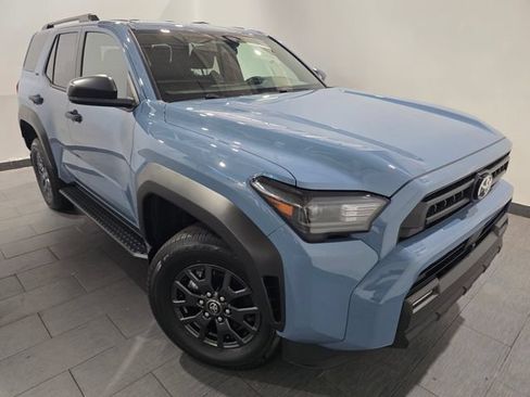 Used 2026 Toyota 4Runner SR5 AWD/4WD image 7