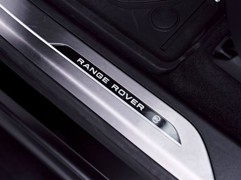 Used 2026 Land Rover Range Rover Sport SV AWD/4WD image 51