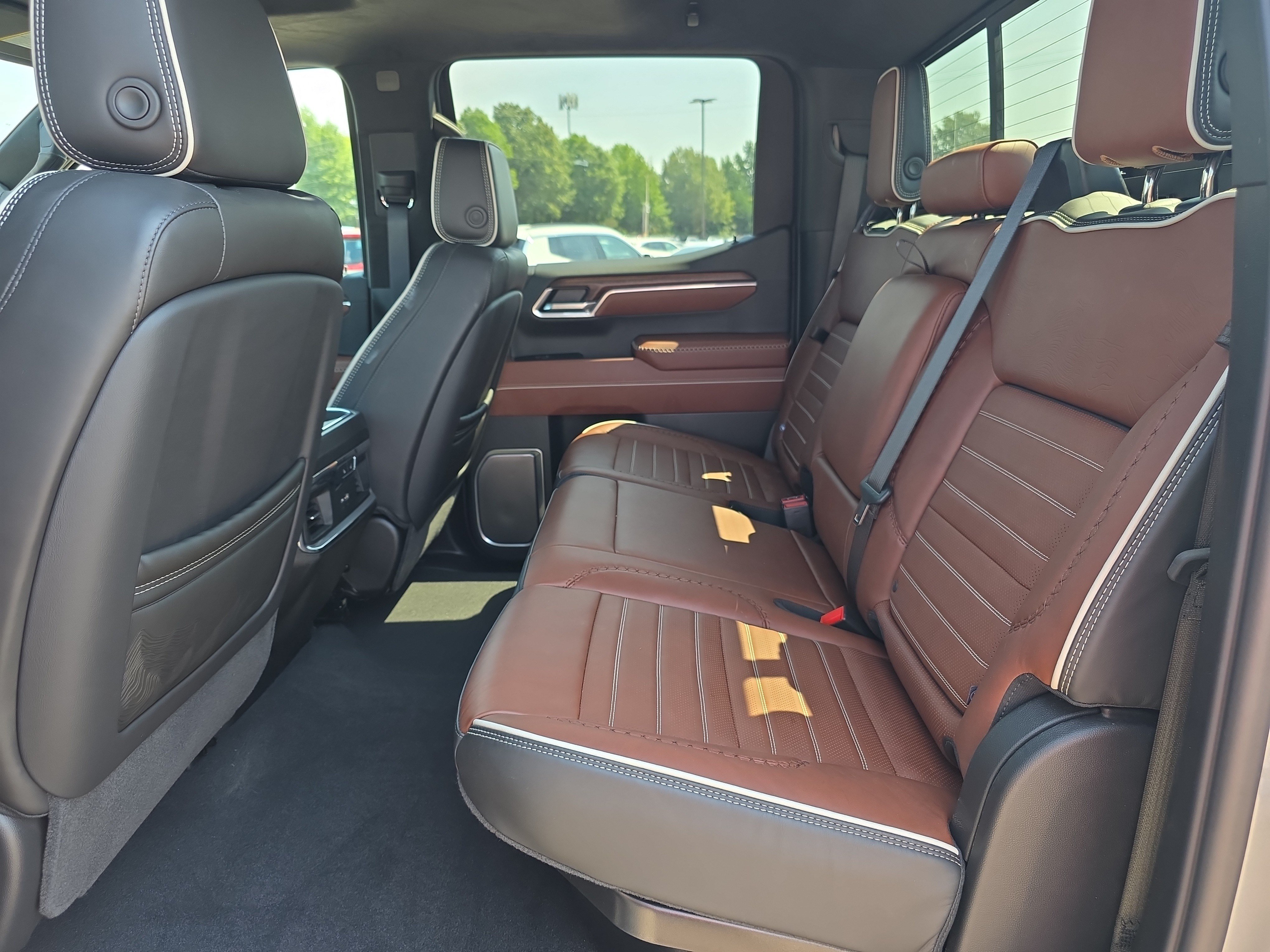 Used 2026 GMC Sierra 1500 Denali Ultimate AWD/4WD image 6