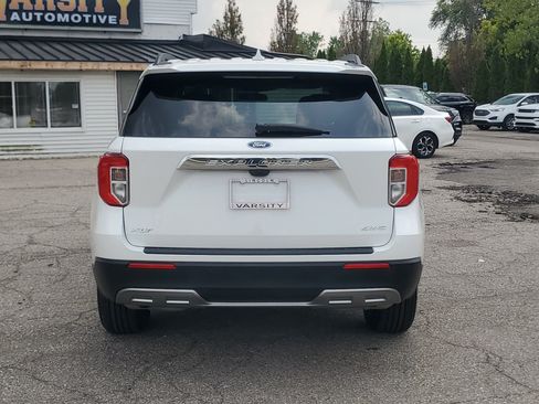 Used 2024 Ford Explorer XLT w/ Equipment Group 202A AWD/4WD image 5