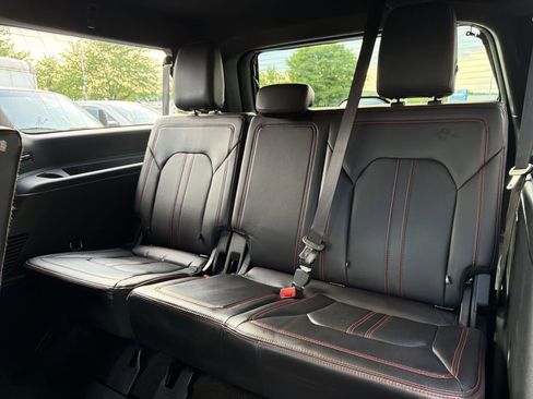 Used 2021 Ford Expedition Max Limited AWD/4WD image 25