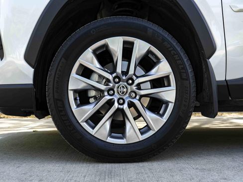 Used 2025 Toyota RAV4 Limited image 14