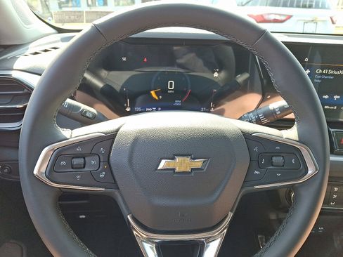 New 2026 Chevrolet TrailBlazer LT w/ LT Cold Weather Package AWD/4WD image 9