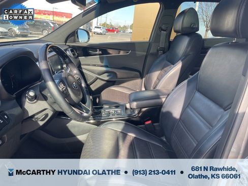 Used 2018 Kia Sorento SX image 4