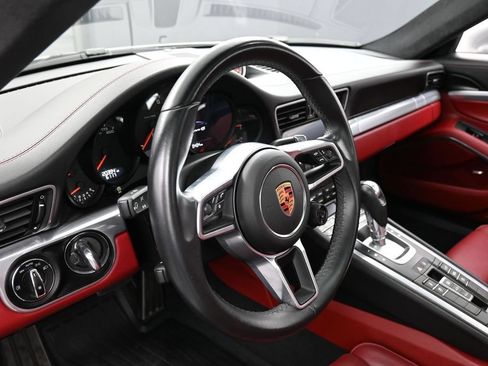 Certified 2019 Porsche 911 Carrera 4S AWD/4WD image 16