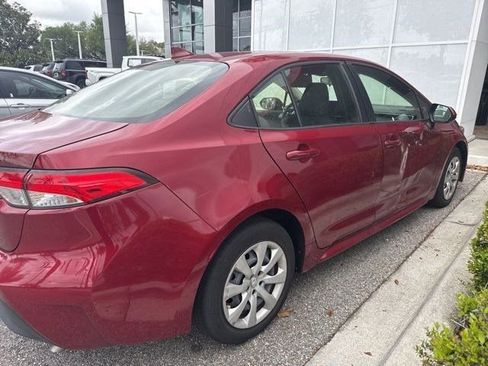 Used 2023 Toyota Corolla LE FWD image 3