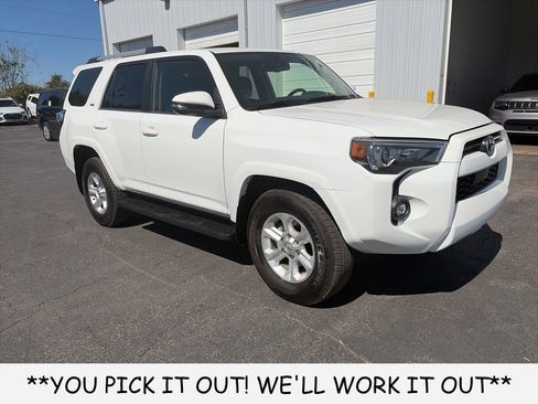 Used 2024 Toyota 4Runner SR5 Premium image 1