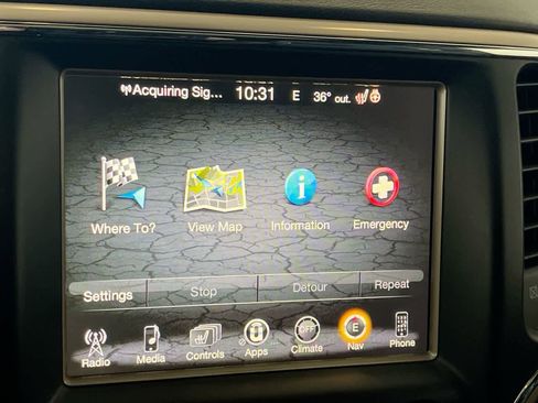 Used 2015 Jeep Grand Cherokee Overland image 18