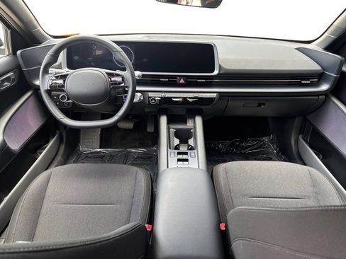Used 2025 Hyundai Ioniq 6 SE RWD image 11